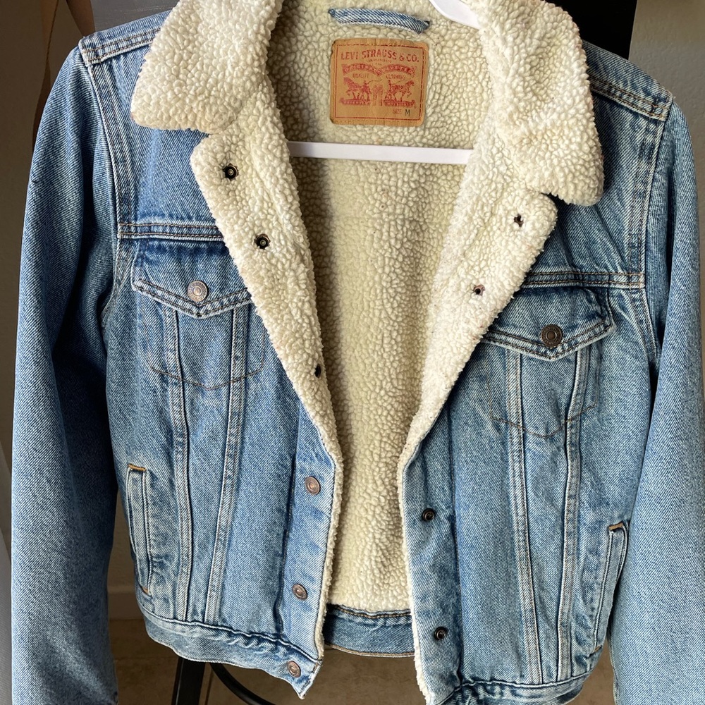 Levi's Blue Jean Jacket with Cream Sherpa Lining
